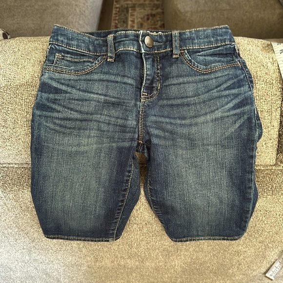 GapKids 1969 Bermuda shorts  sz 10 - Picture 1 of 2